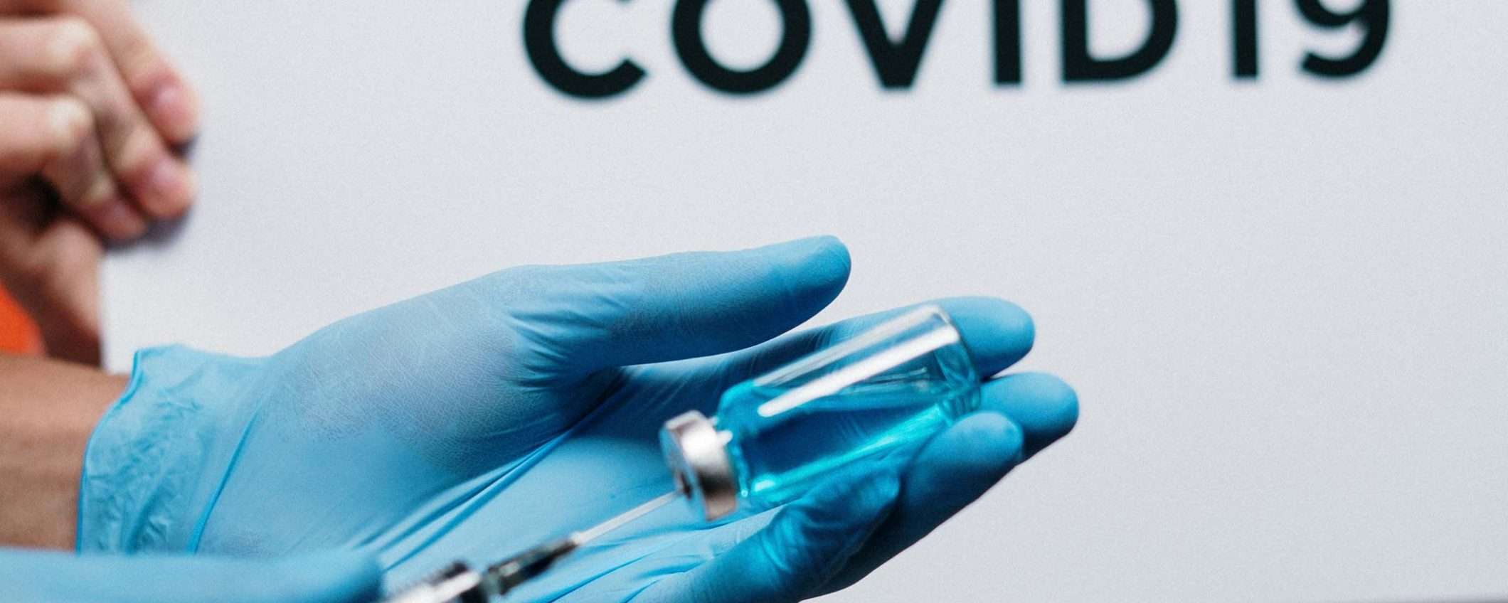 Vaccini per COVID-19: scende in campo Google