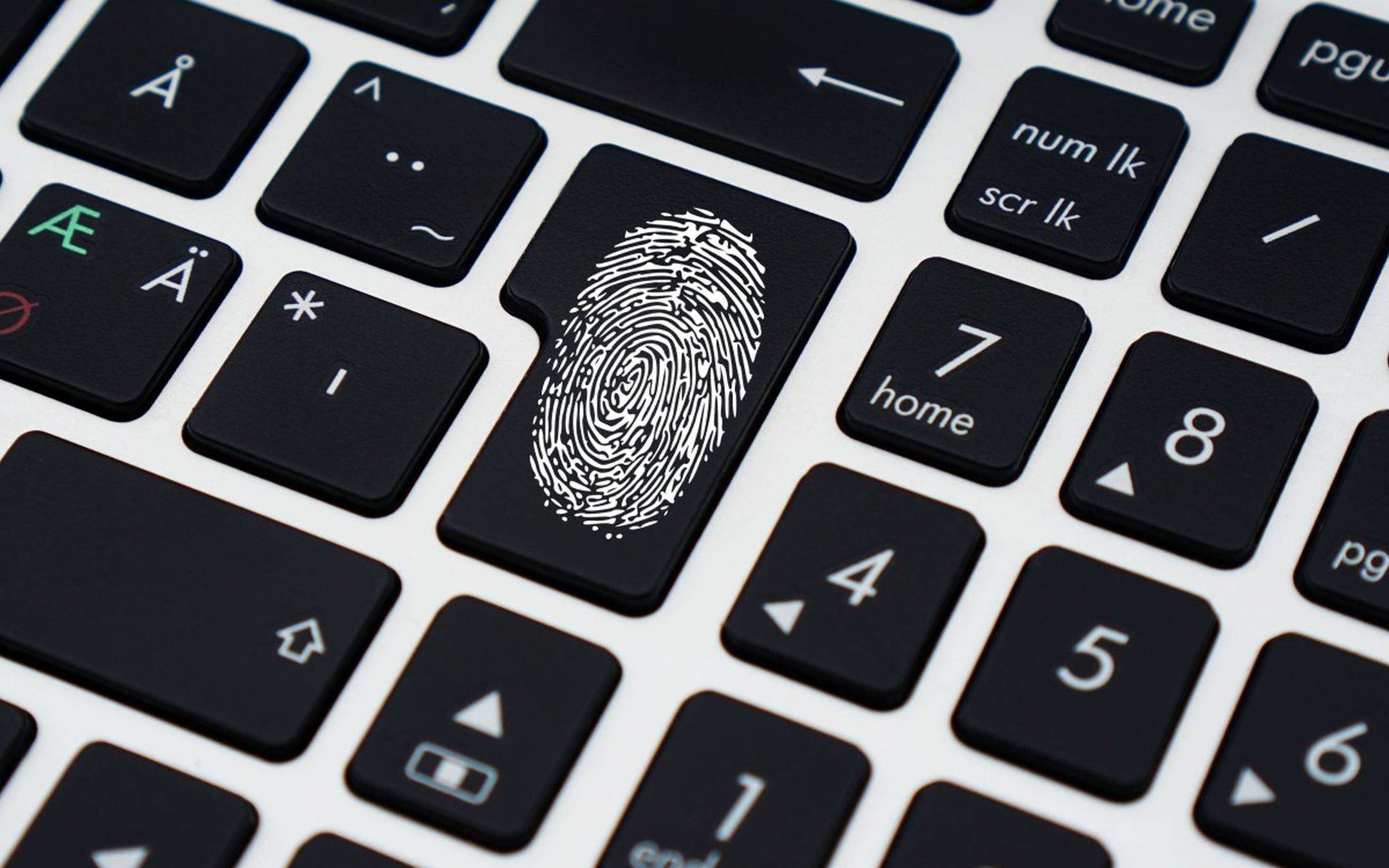 WhatsApp, biometric authentication on desktop