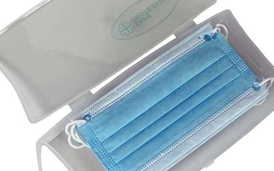 Hai dimenticato la mascherina? No problem, sono in auto