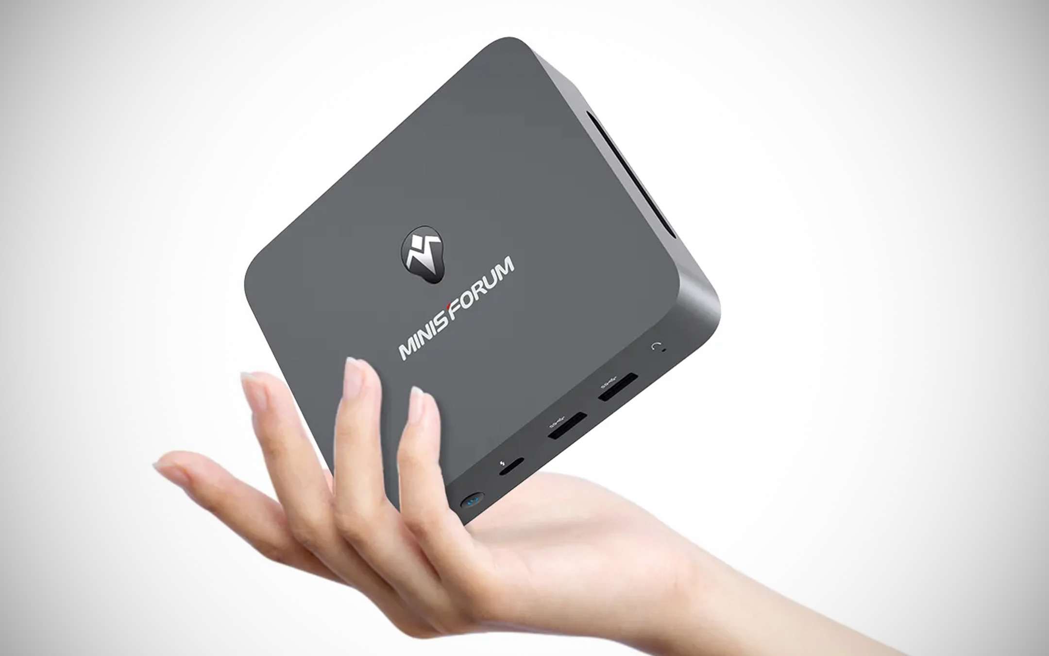 Mini PC: Intel Core CPU and 16 GB RAM, lightning offer