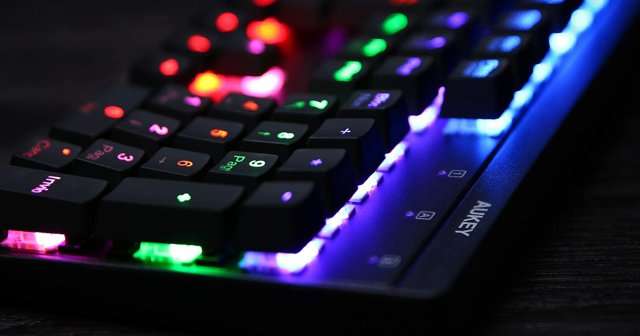 AUKEY Tastiera Meccanica AUKEY Tastiera Meccanica