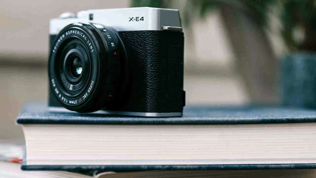 Fujifilm X-E4