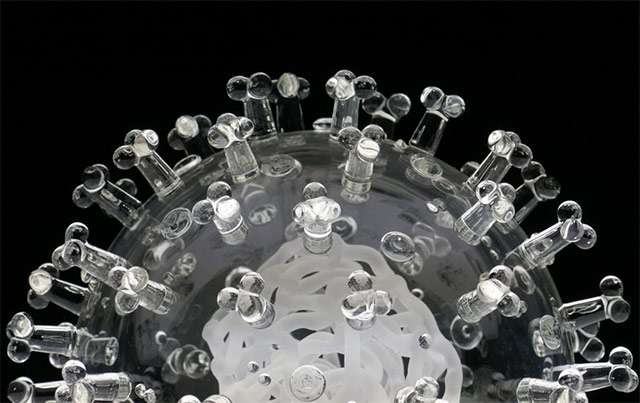 Il coronavirus riprodotto dall'artista Luke Jerram