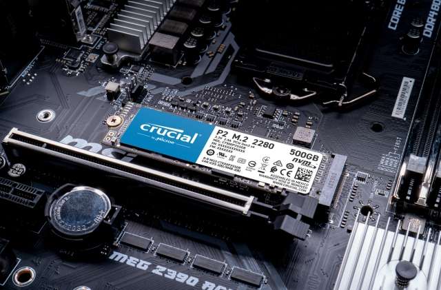 Crucial SSD P2 500 GB