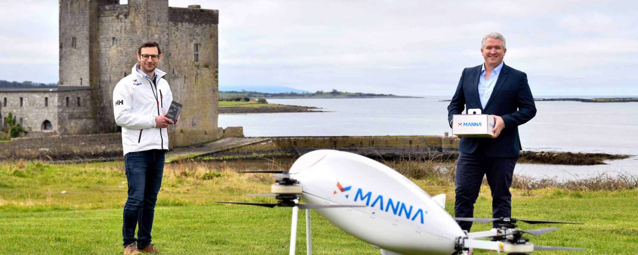 Samsung consegna i Galaxy S21 con i droni