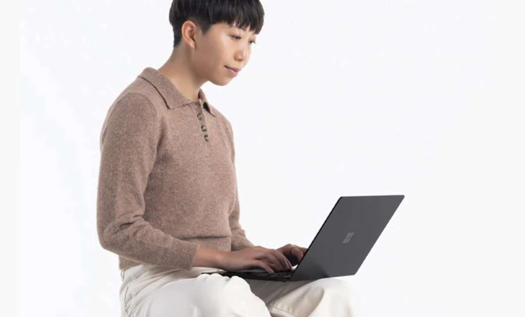 Microsoft Surface Laptop 4