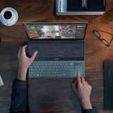 ASUS ZenBook Duo 15 OLED (UX582) arriva in Italia