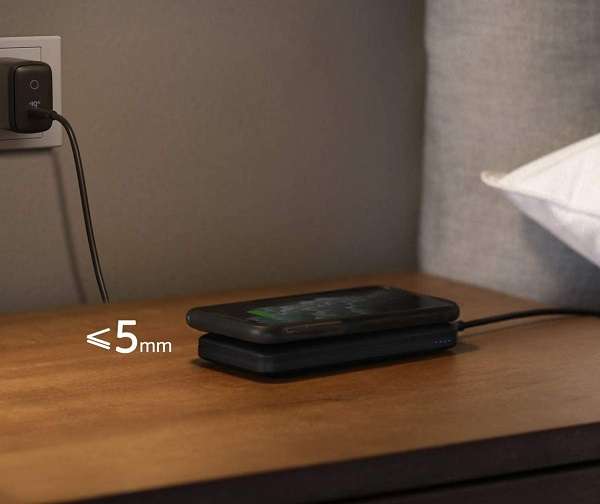 Power Bank Anker PowerCore 10.00mAh Ricarica Qi - 1