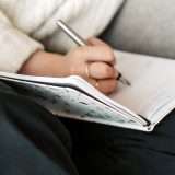 Scuola e DaD, tra digitale e scrittura a mano