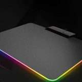 Tappetino RGB per mouse e tastiera a soli 11€ su Amazon!