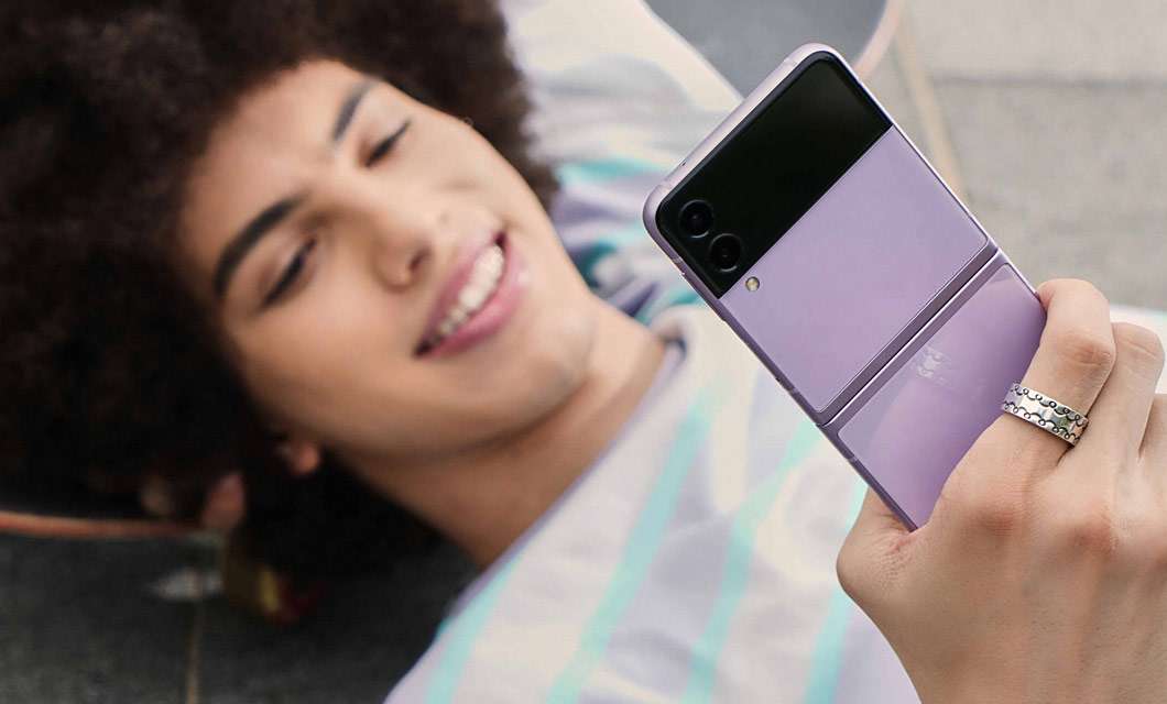 Samsung Galaxy Z Flip3