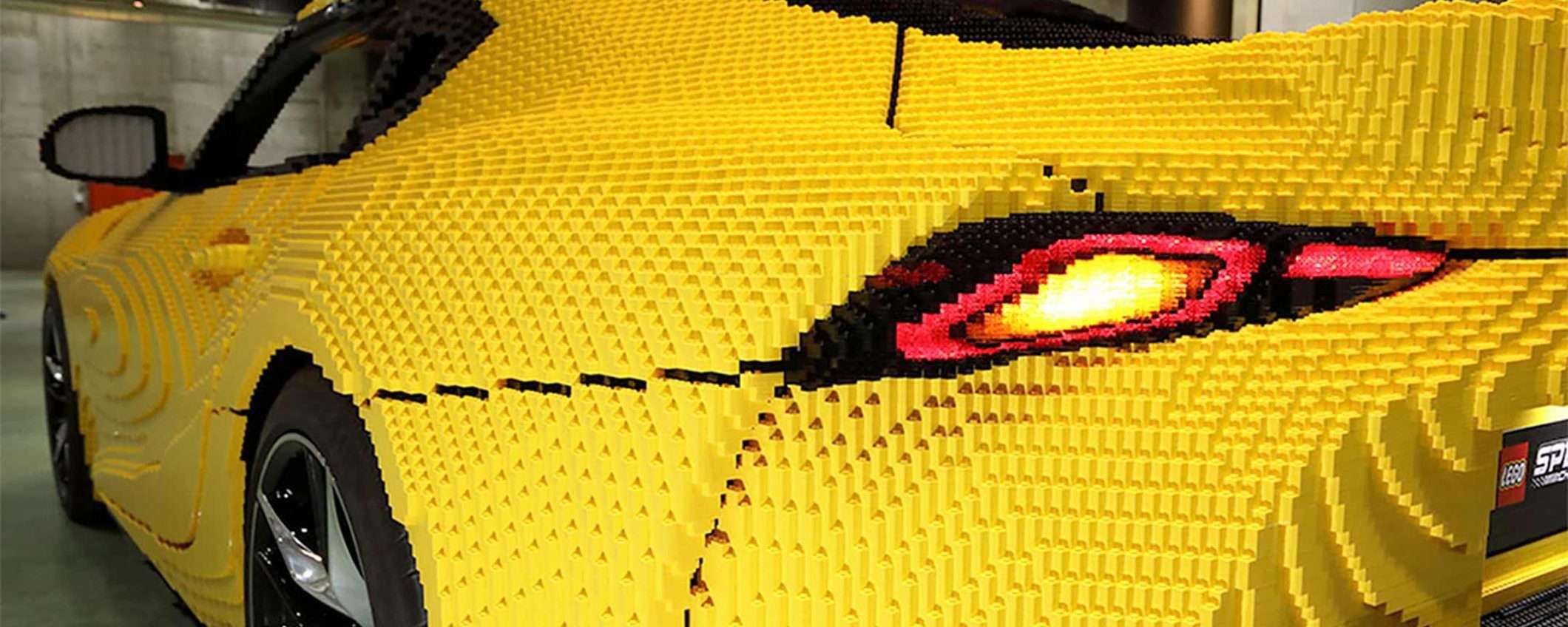 La Toyota GR Supra fatta di LEGO che si può guidare