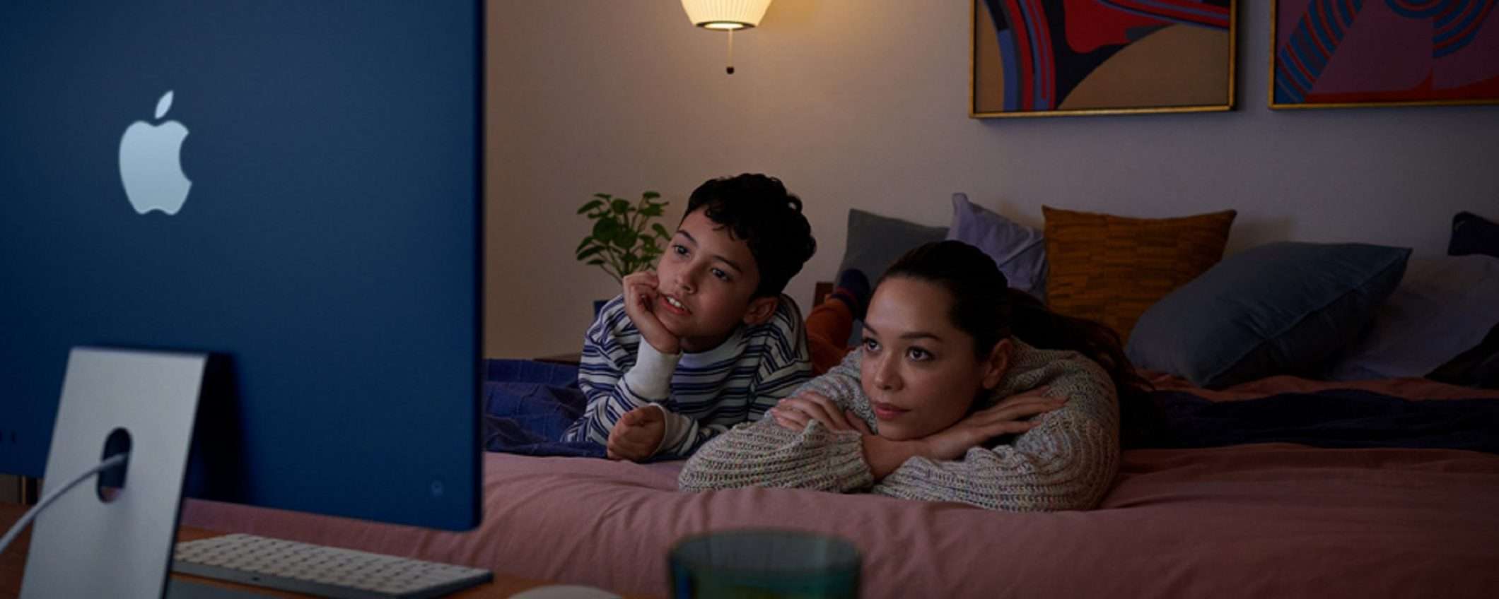 Apple iMac 2021 da 512GB azzurro scontato di 177€