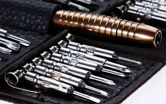 Set cacciaviti di precisione 25-in-1: offerta lampo