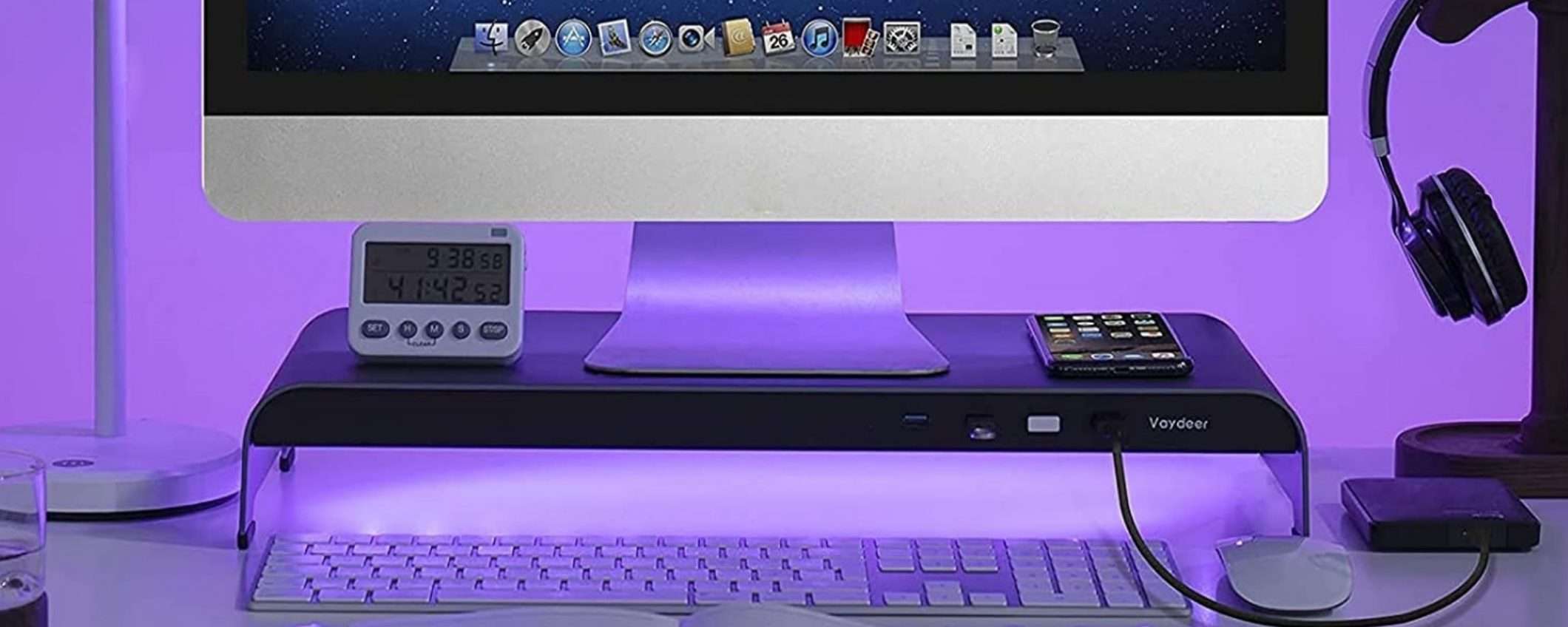 Eleganza, funzionalità e connettività per la tua scrivania con questo supporto