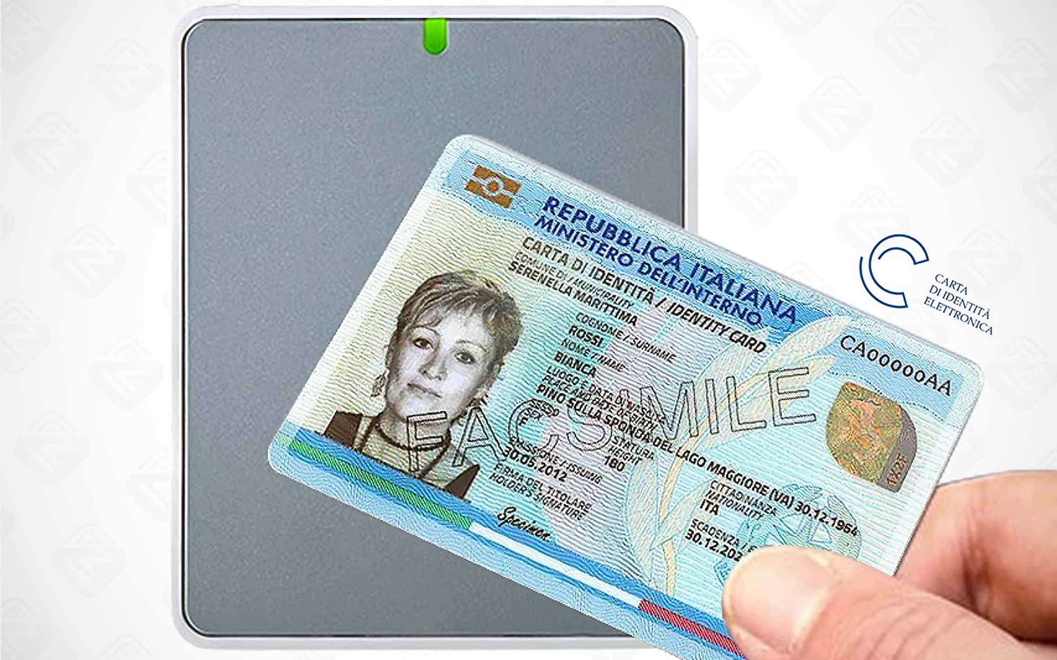 Lettore duale per Carta Identità Elettronica CIE, Tessera Sanitaria e Firma  Digitale 