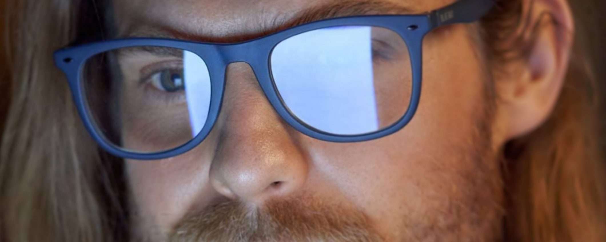Occhiali anti-luce blu: la tua vista vale più di 15€