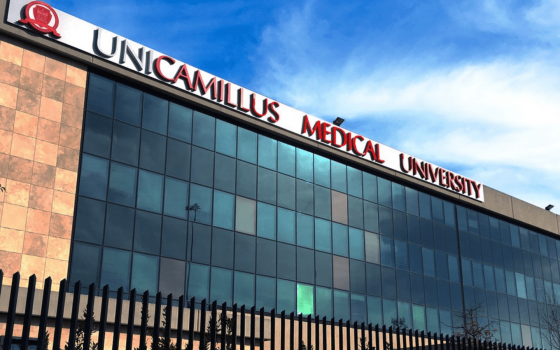 Università Unicamillus: Guida con Costi, Opinioni e Recensioni