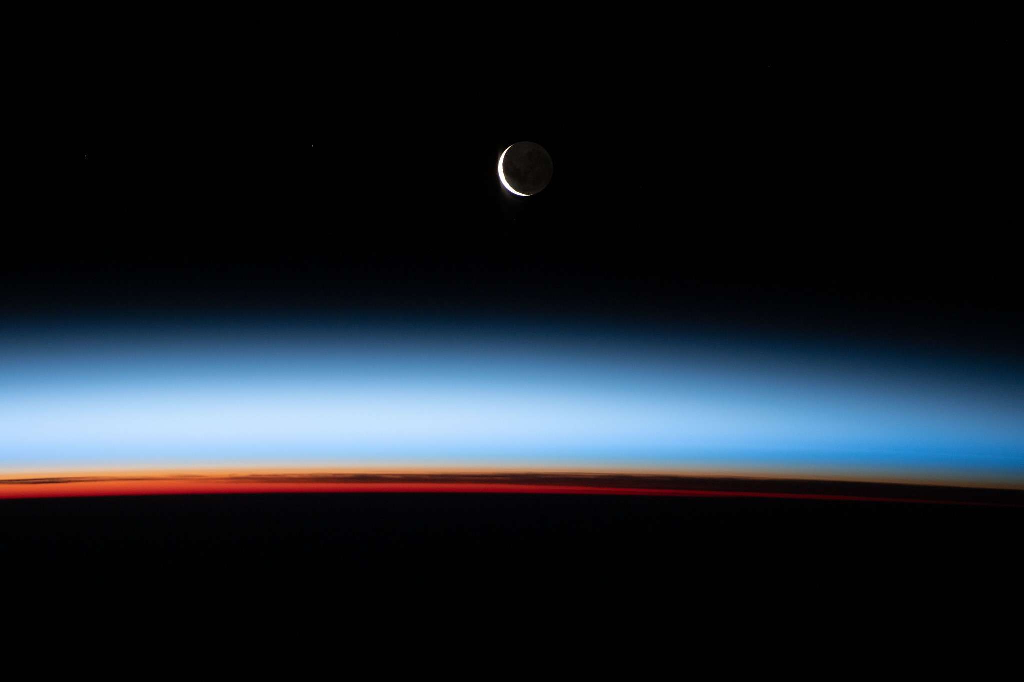 La Luna vista dalla ISS