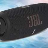 JBL Charge 5: il diffusore Bluetooth più amato al minimo storico