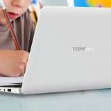 Fagli trovare il primo laptop sotto l'albero (sconto)