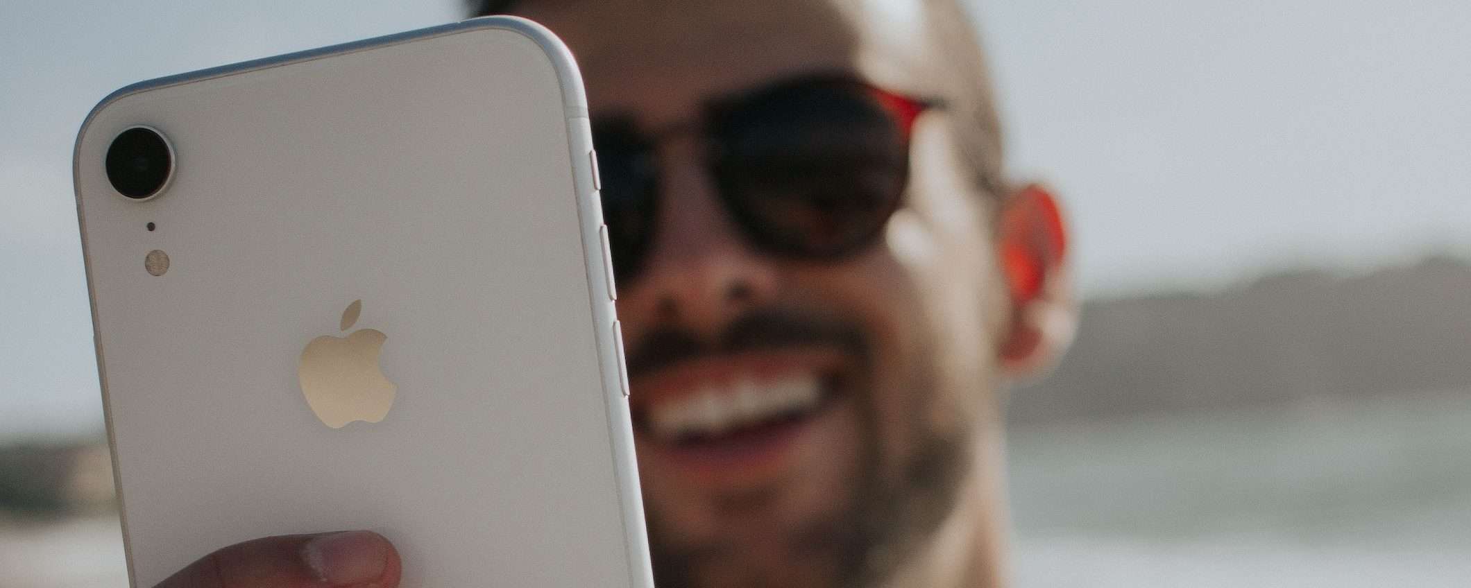 iPhone: in futuro accetterà pagamenti contactless