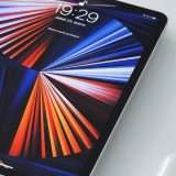 iPad: in arrivo un modello con display OLED da 15