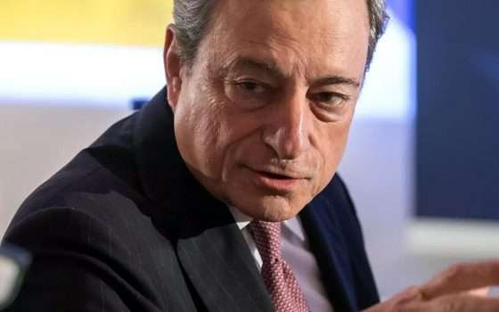 Mario Draghi diventa NFT e va all'asta su OpenSea