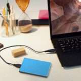 Hard Disk 4TB esterno: te lo porti dove vuoi con 90€