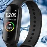 Tutto è possibile con questa smart band ECONOMICA al polso