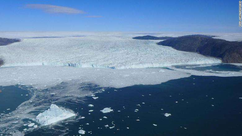 Groenlandia: il ghiaccio si scoglie più velocemente