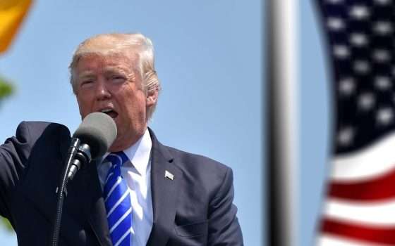 Trump potrà scrivere su Twitter dopo sei ore