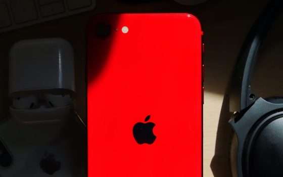 iPhone SE 4: display OLED, Face ID e altre novità