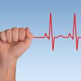 Vuol togliere Internet ai figli, mette offline un paese