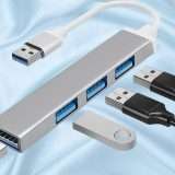Mini Hub portentoso: 4 in 1 in un solo secondo (8€)