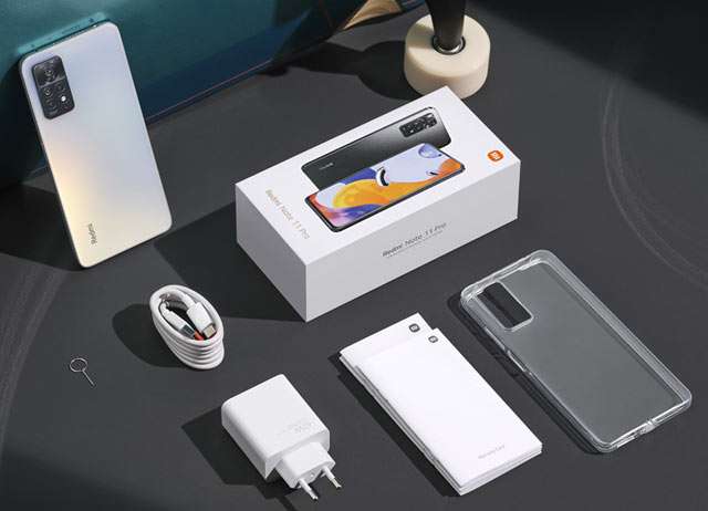 Redmi Note 11 Pro: il contenuto del packaging