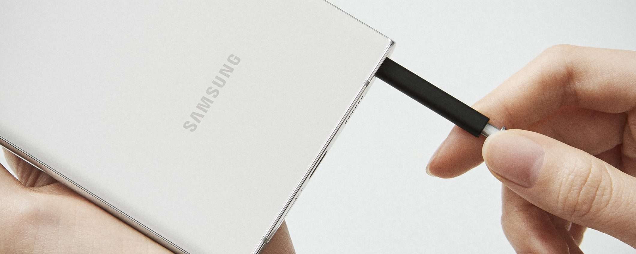 Samsung rallenterà la produzione degli smartphone