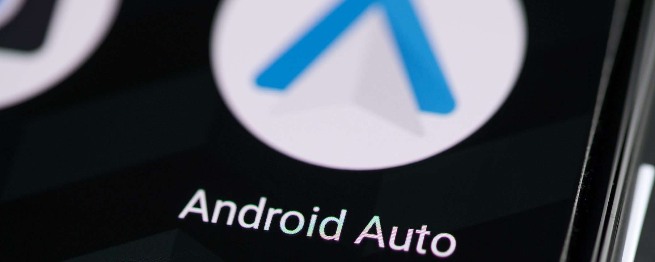 Android Auto, ora verifica la qualità del cavo USB