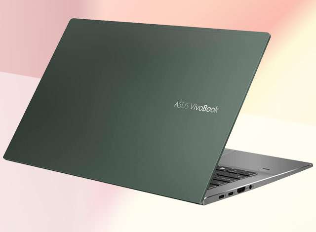 Il laptop ASUS VivoBook S14 con Intel Core i5-1135G7