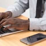 Traffico Internet, in Europa trionfano i computer