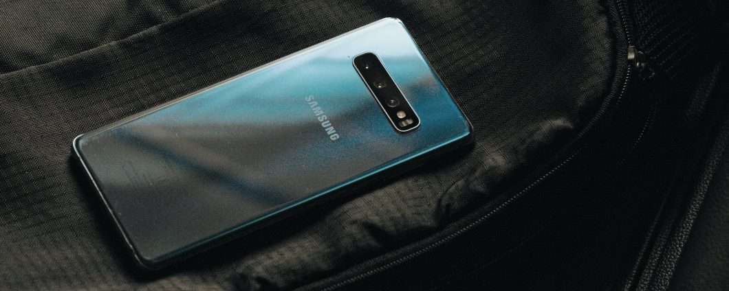Samsung, accusata di ridurre le prestazioni di 10.000 app