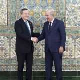 Più gas dall'Algeria, poi le rinnovabili
