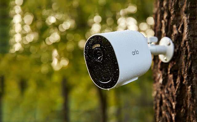 La videocamera smart Arlo Go 2 per la sicurezza