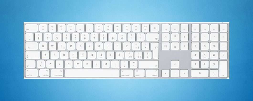 Apple Magic Keyboard in offerta al MINIMO STORICO su Amazon