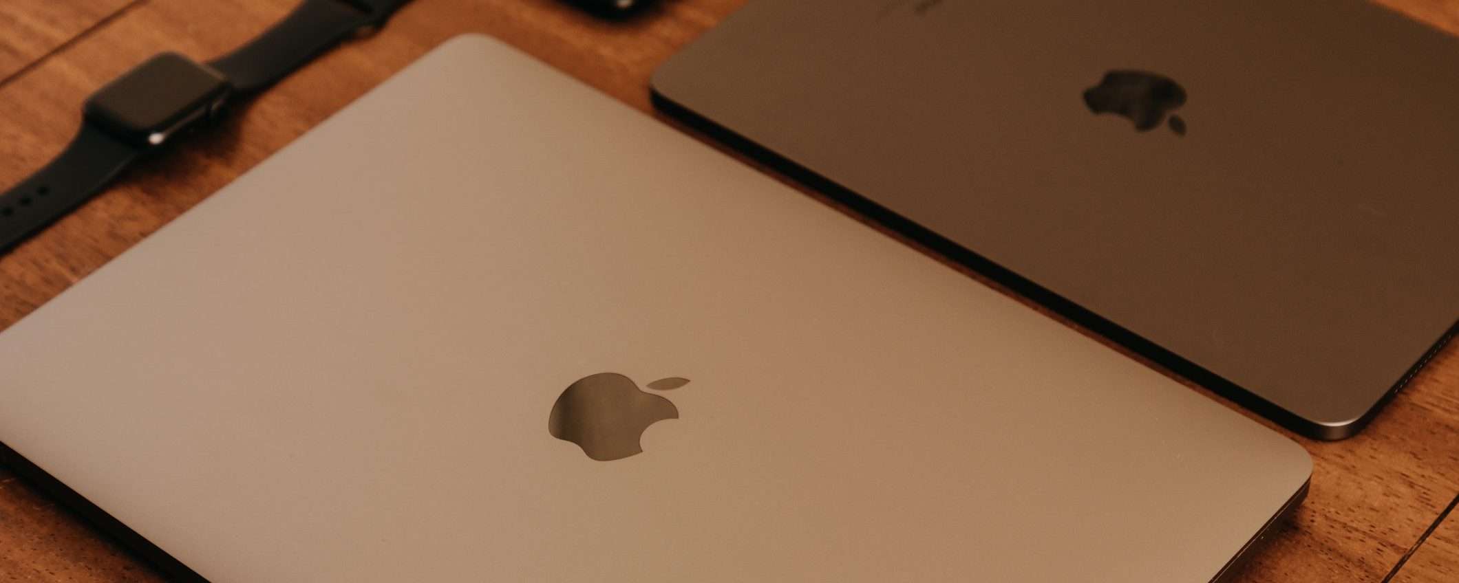 Apple: MacBook Air e iPad Pro con OLED nel 2024