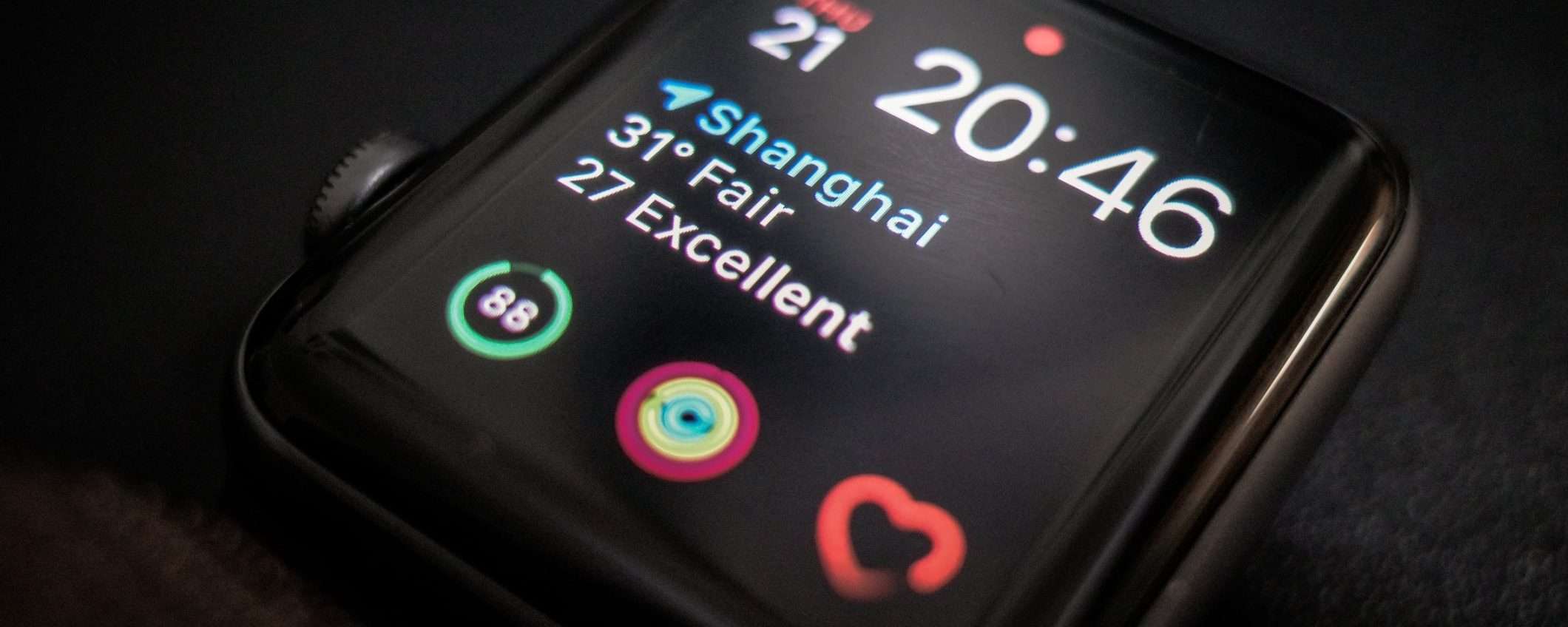 Apple Watch Pro: nuovo design e schermo più grande