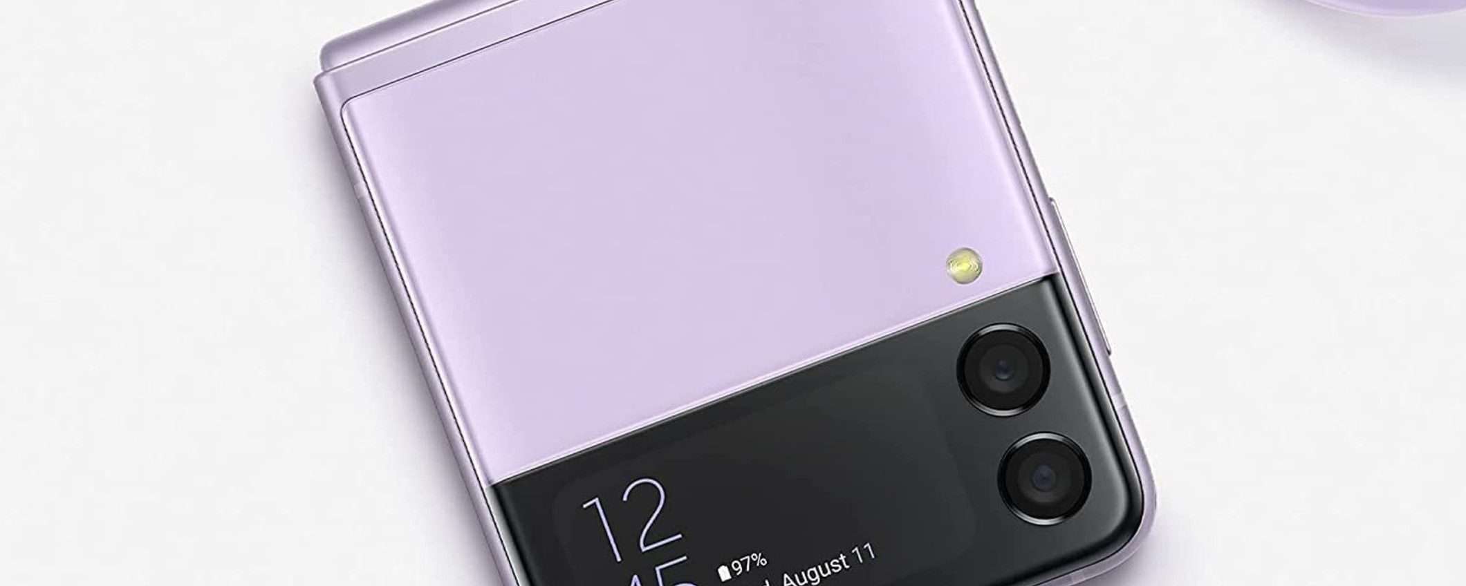 Samsung Galaxy Z Flip 4, spunta una nuova colorazione brillante