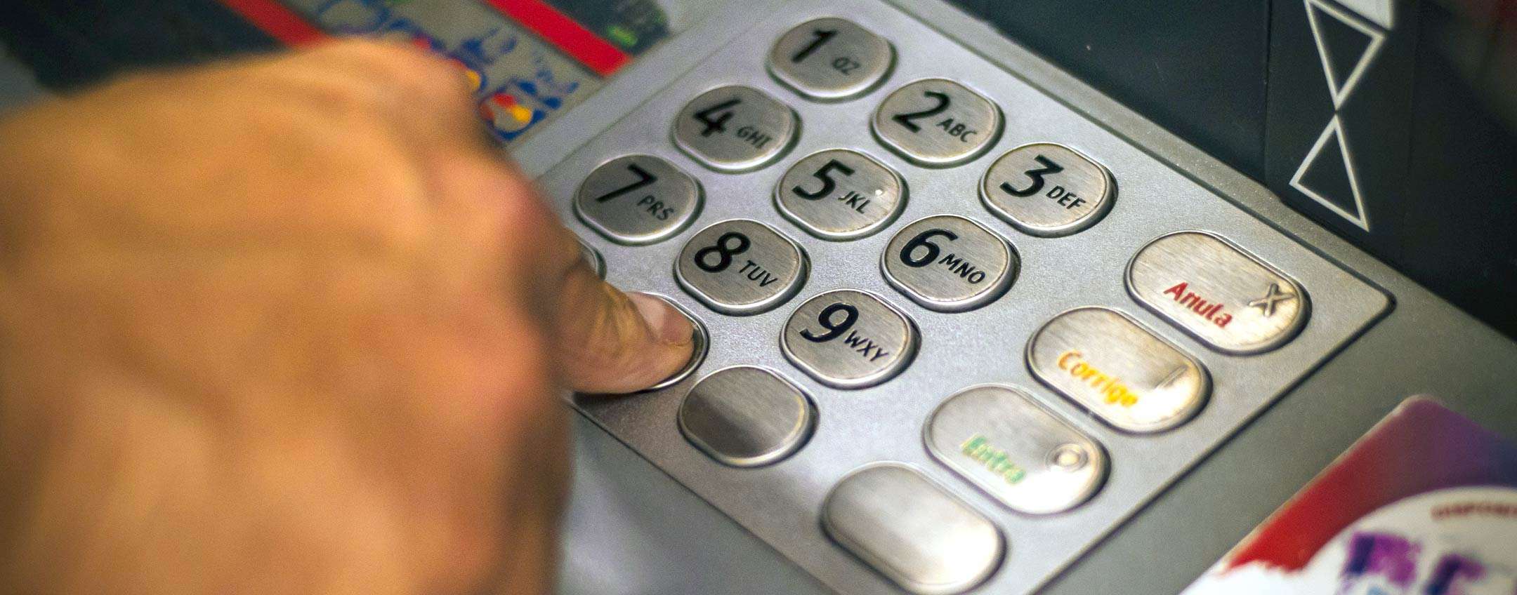 Prelievi Gratis Dagli Sportelli Quale Conto carta Di Debito Scegliere