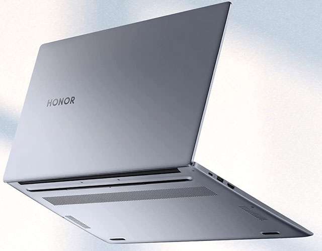 Il laptop HONOR MagicBook X15