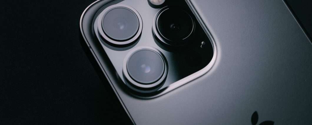 iPhone 15 Pro Max: unico modello con lente periscopica